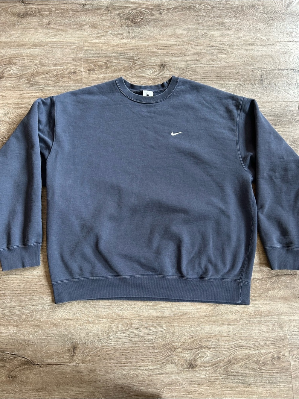 Nike Men's Dark Navy Crewneck Sweatshirt with White Swoosh